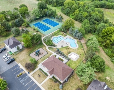 13 Reins Ct - Photo Thumbnail 18