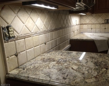 10 Lauren Ct - Photo Thumbnail 10