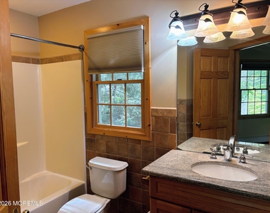 327 Deerfoot Lane - Photo Thumbnail 12