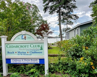 327 Deerfoot Lane - Photo Thumbnail 22