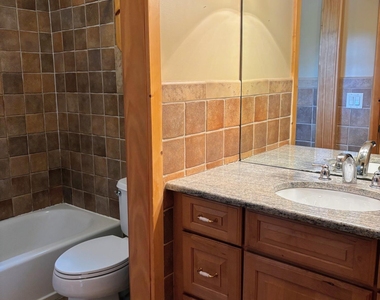 327 Deerfoot Lane - Photo Thumbnail 18