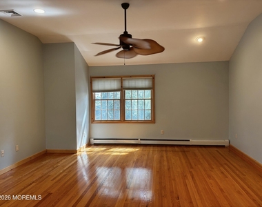 327 Deerfoot Lane - Photo Thumbnail 16