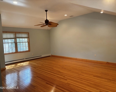327 Deerfoot Lane - Photo Thumbnail 17
