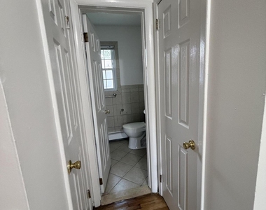 364 Westwood Avenue - Photo Thumbnail 6