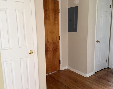364 Westwood Avenue - Photo Thumbnail 13