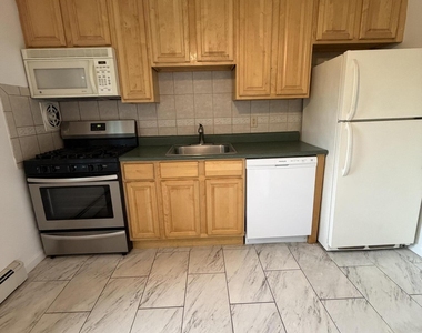 364 Westwood Avenue - Photo Thumbnail 2