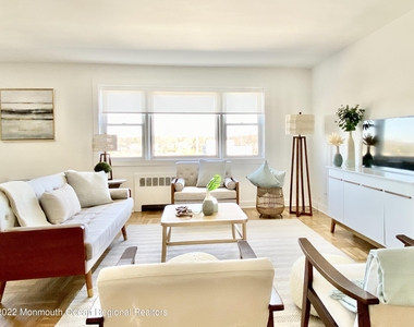 122 Bodman Place - Photo Thumbnail 14