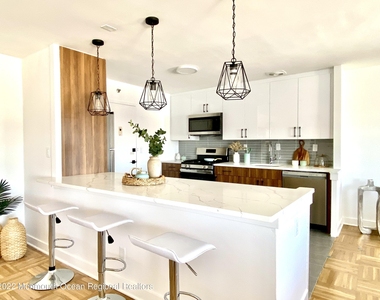 122 Bodman Place - Photo Thumbnail 1