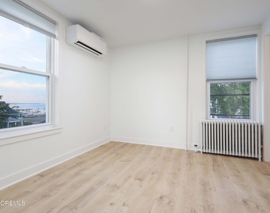 62 Ocean Boulevard - Photo Thumbnail 5