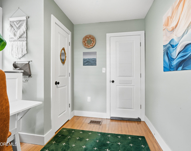 732 20th Avenue - Photo Thumbnail 26