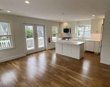 66b Miller Street - Photo Thumbnail 21