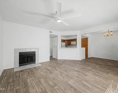 1331 W Baseline Road - Photo Thumbnail 5