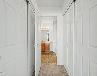 1331 W Baseline Road - Photo Thumbnail 15