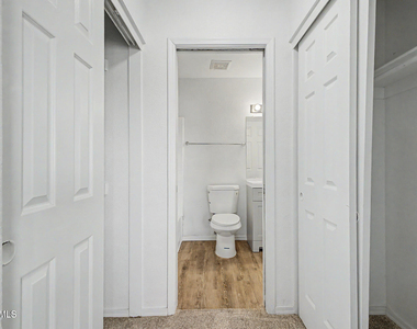 1331 W Baseline Road - Photo Thumbnail 21
