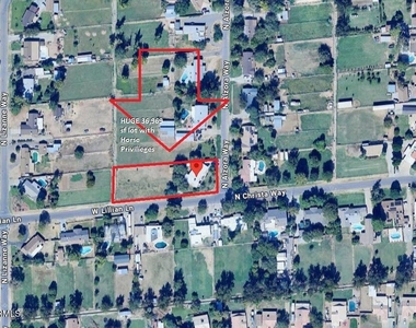 802 N Alzora Way - Photo Thumbnail 1