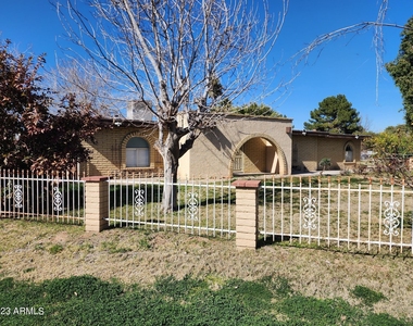 802 N Alzora Way - Photo Thumbnail 31