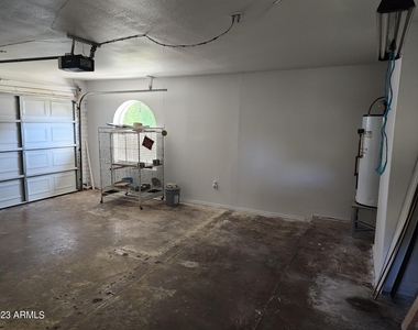 802 N Alzora Way - Photo Thumbnail 25