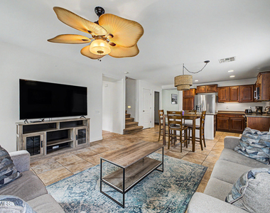 43579 W Arizona Avenue - Photo Thumbnail 9