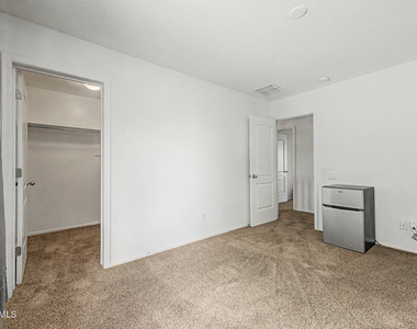 43579 W Arizona Avenue - Photo Thumbnail 35