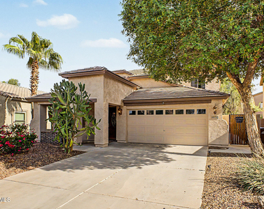43579 W Arizona Avenue - Photo Thumbnail 28