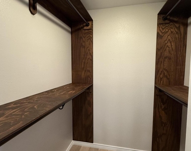 1742 S Hall -- - Photo Thumbnail 25