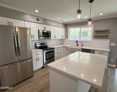 1742 S Hall -- - Photo Thumbnail 6