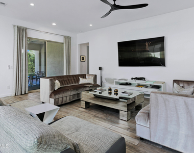 4428 E Roy Rogers Road - Photo Thumbnail 5