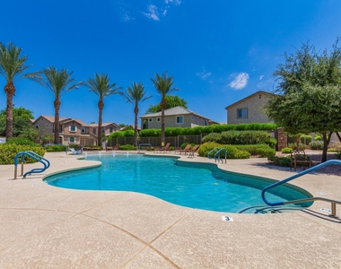4060 E Vest Avenue - Photo Thumbnail 29