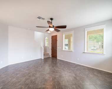 4060 E Vest Avenue - Photo Thumbnail 8