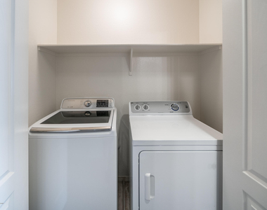 4060 E Vest Avenue - Photo Thumbnail 21