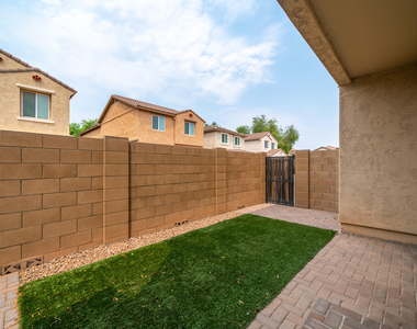 4060 E Vest Avenue - Photo Thumbnail 24