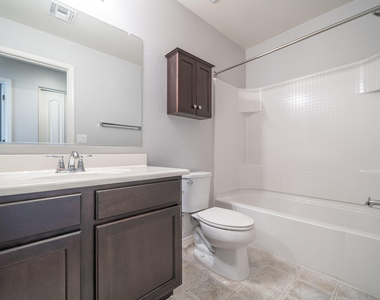 4060 E Vest Avenue - Photo Thumbnail 20