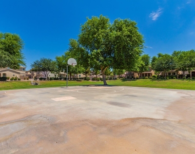 4060 E Vest Avenue - Photo Thumbnail 33