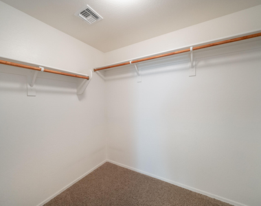 4060 E Vest Avenue - Photo Thumbnail 17