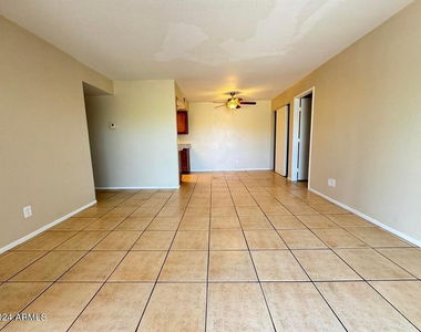 16635 N Cave Creek Road - Photo Thumbnail 2