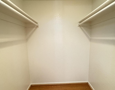 16635 N Cave Creek Road - Photo Thumbnail 9