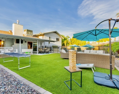 8249 E Redwing Road - Photo Thumbnail 41