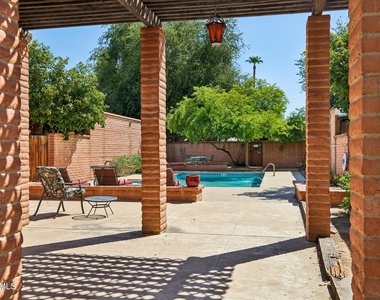 3012 N 32nd Street - Photo Thumbnail 20