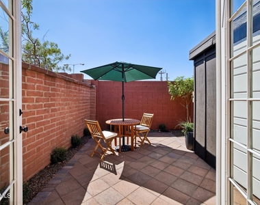 3012 N 32nd Street - Photo Thumbnail 4
