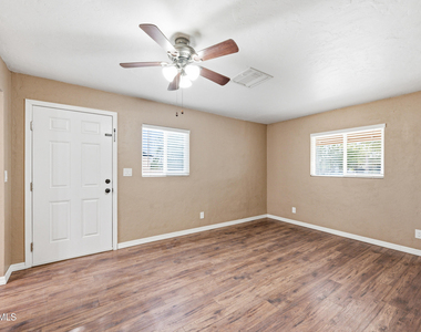 1717 S 82nd Street - Photo Thumbnail 18
