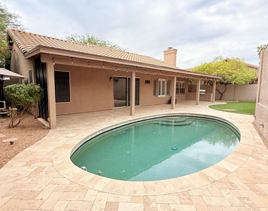 9140 E Siesta Lane - Photo Thumbnail 16