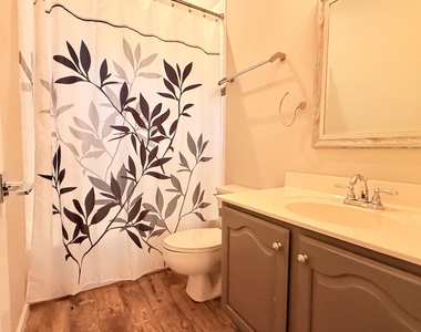 9140 E Siesta Lane - Photo Thumbnail 13