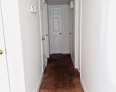 1042 W Devonshire Street - Photo Thumbnail 12