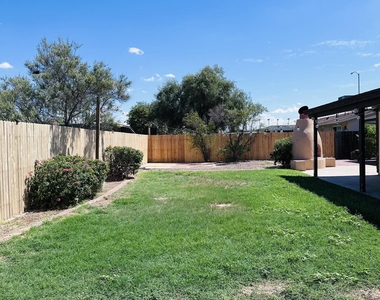 1042 W Devonshire Street - Photo Thumbnail 33