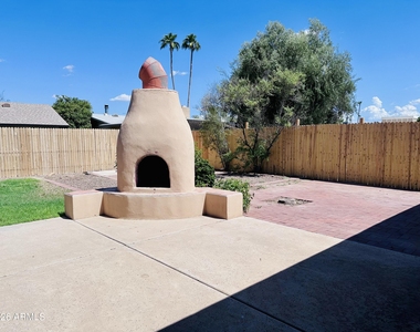 1042 W Devonshire Street - Photo Thumbnail 31