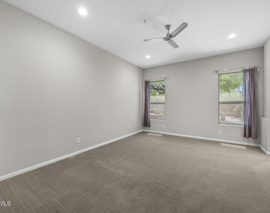 16861 N 106th Way - Photo Thumbnail 16