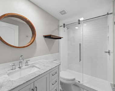 16861 N 106th Way - Photo Thumbnail 15