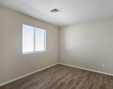 12933 W Fleetwood Lane - Photo Thumbnail 22