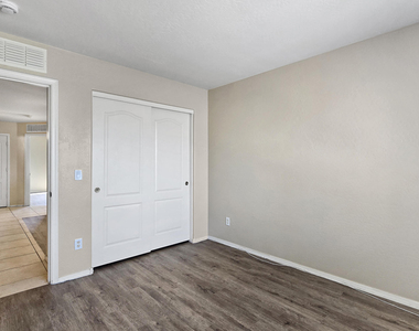 12933 W Fleetwood Lane - Photo Thumbnail 20