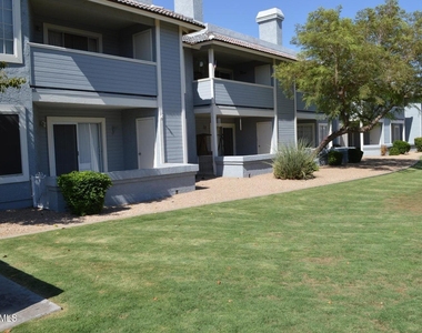 2910 W Marconi Avenue - Photo Thumbnail 22